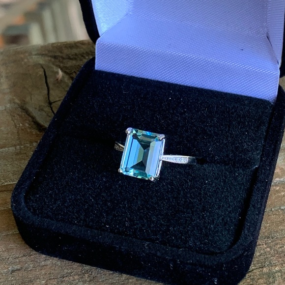 STERLING SILVER MARCH BIRTHSTONE RING - Picture 2 of 8